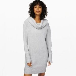 Lululemon Athletica Light Gray Cowl Neck Sweatshirt